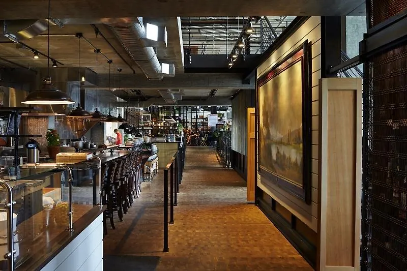 Oakwood At Via 6 Apartment Seattle